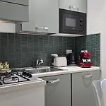 Rbr Relax Boutique Rome - Adiacente Metropolitana Per Il Centro Di Roma