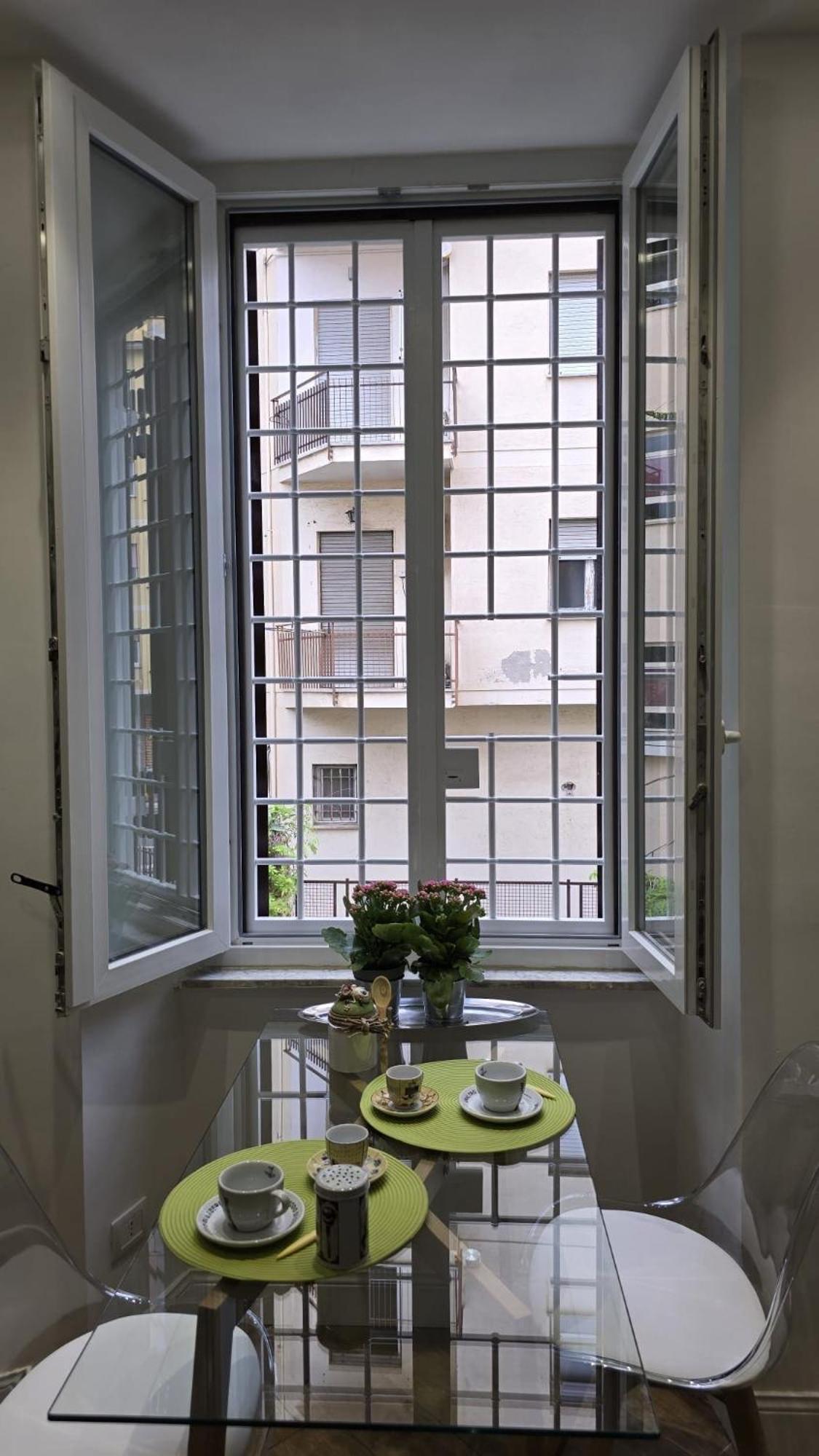 Rbr Relax Boutique - Adiacente Metropolitana Per Il Centro Di Appartamento Roma