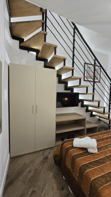 Rbr Relax Boutique - Adiacente Metropolitana Per Il Centro Di Appartamento *